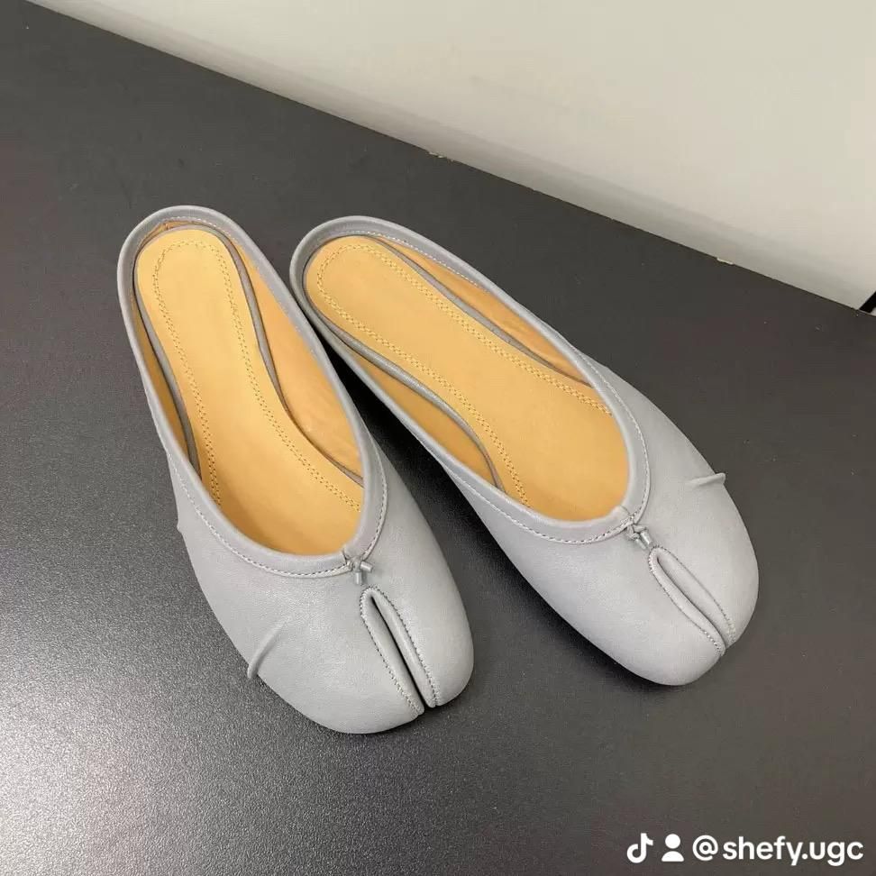 Leather Square-Toe Ballet Flats