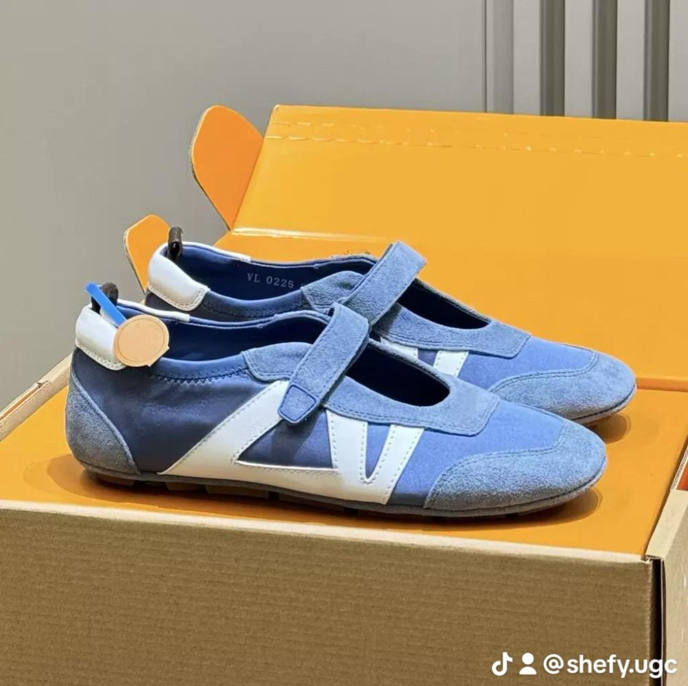 Leather Square-Toe Ballet Flats