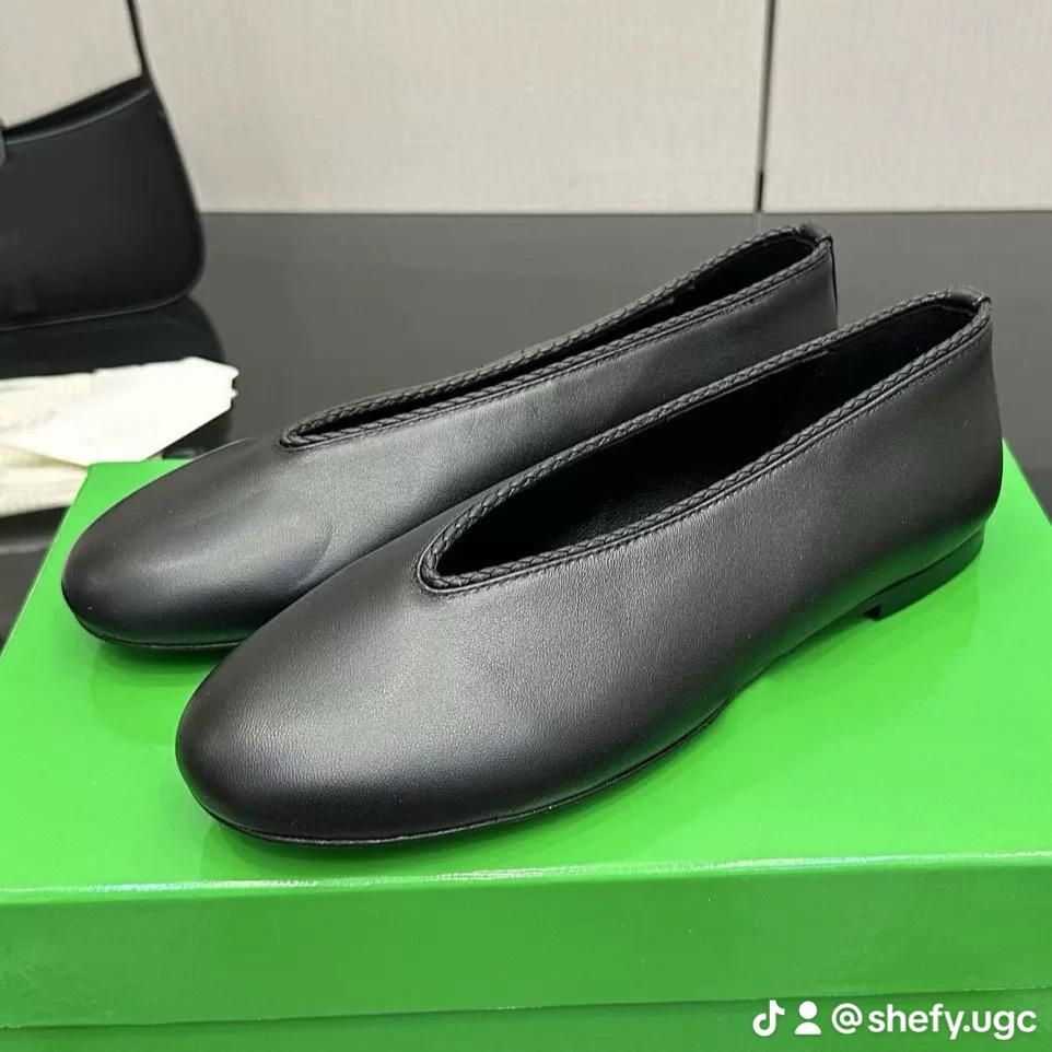 Leather Square-Toe Ballet Flats