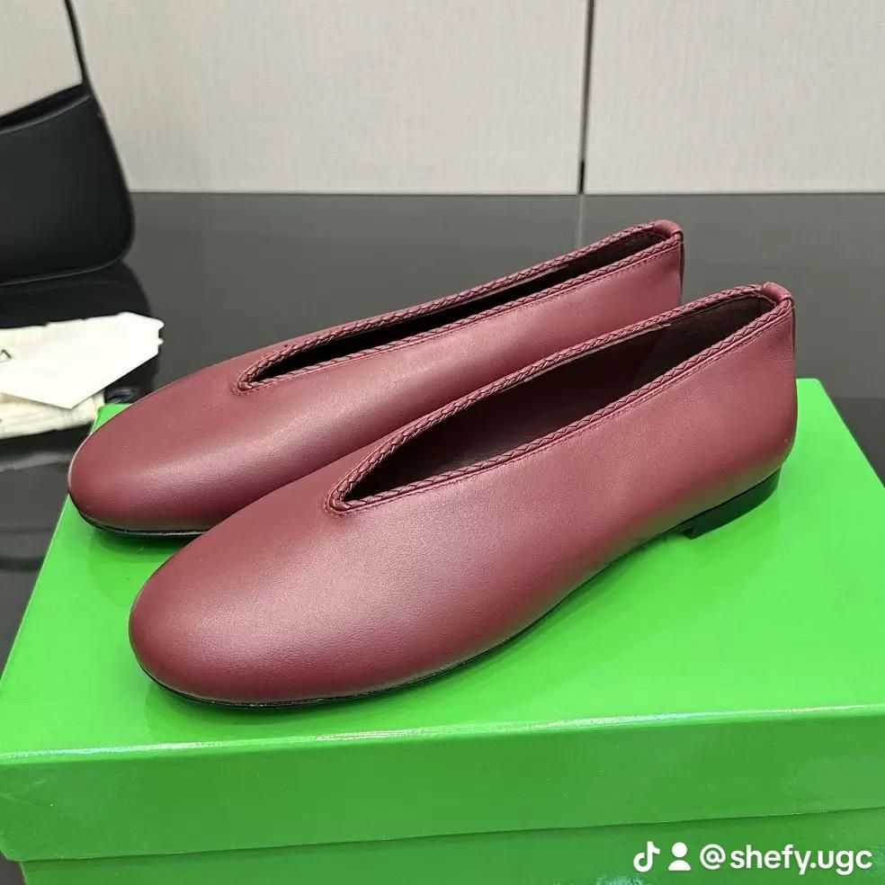 Leather Square-Toe Ballet Flats