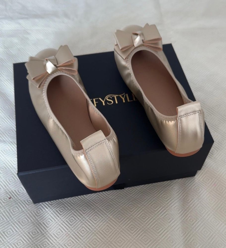 Leather Square-Toe Ballet Flats